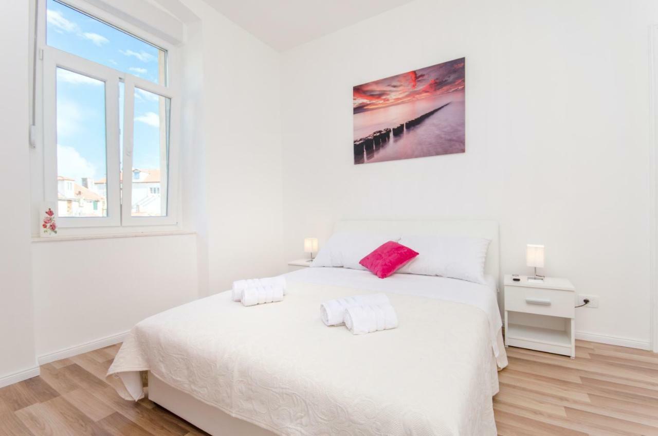 City Core Apartment สปลิท ภายนอก รูปภาพ